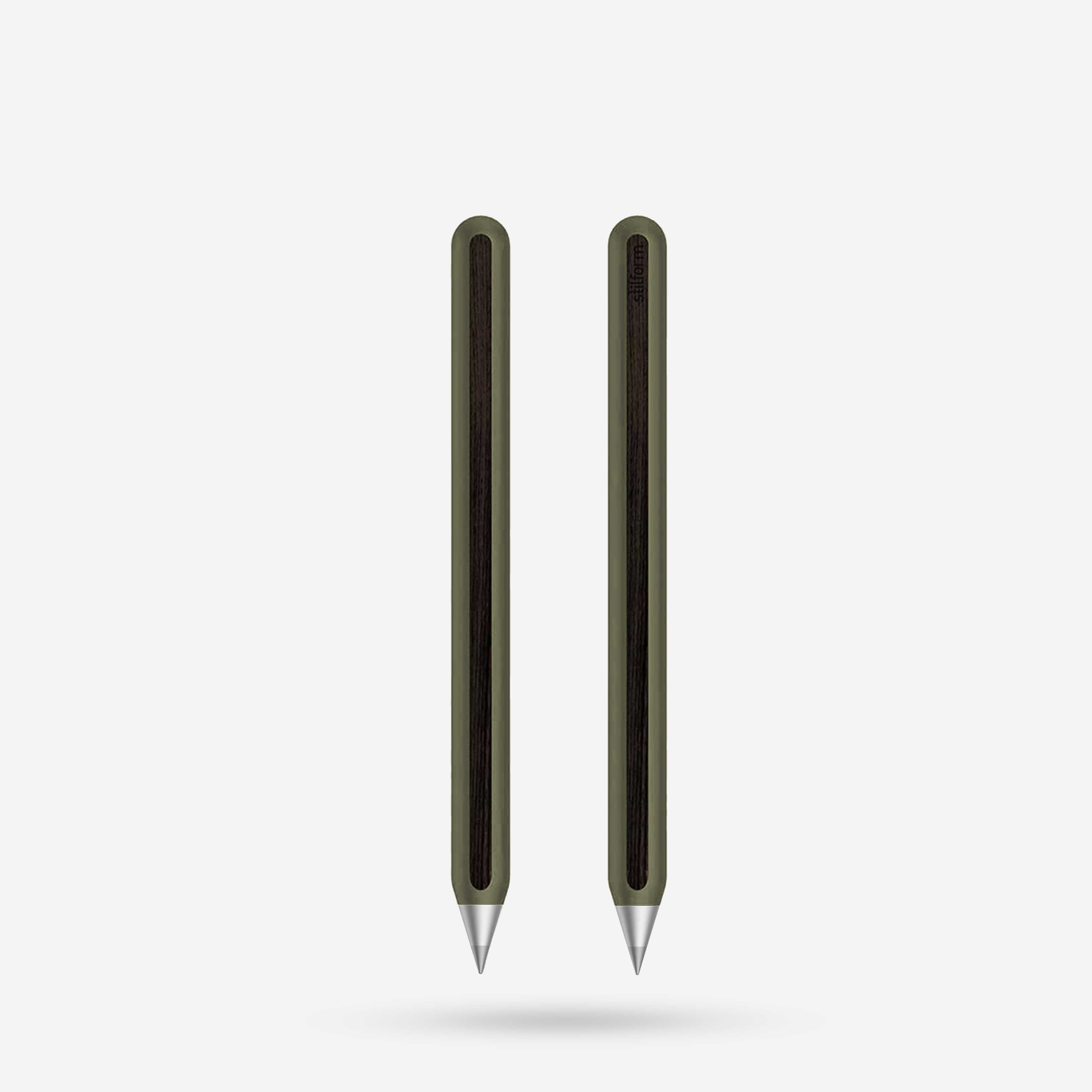AEON Aluminium-Bleistift in Moss Green mit Eternal-Spitze, Vorder- und Rückansicht mit dunkler Holzintarsie
